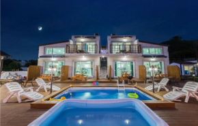 Отель Dolsanmaru Pension  Йосу
